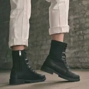 Sorel Women's Emelie II Lace Waterproof Tall Boots SZ 9.5